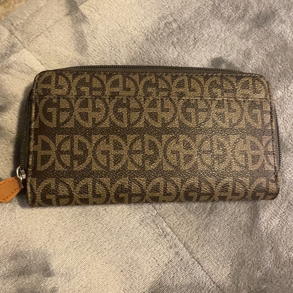 Wallet - Picture 4 of 4